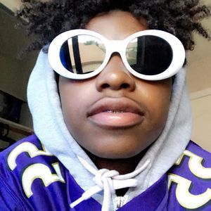 Meet your Posher, Dominic